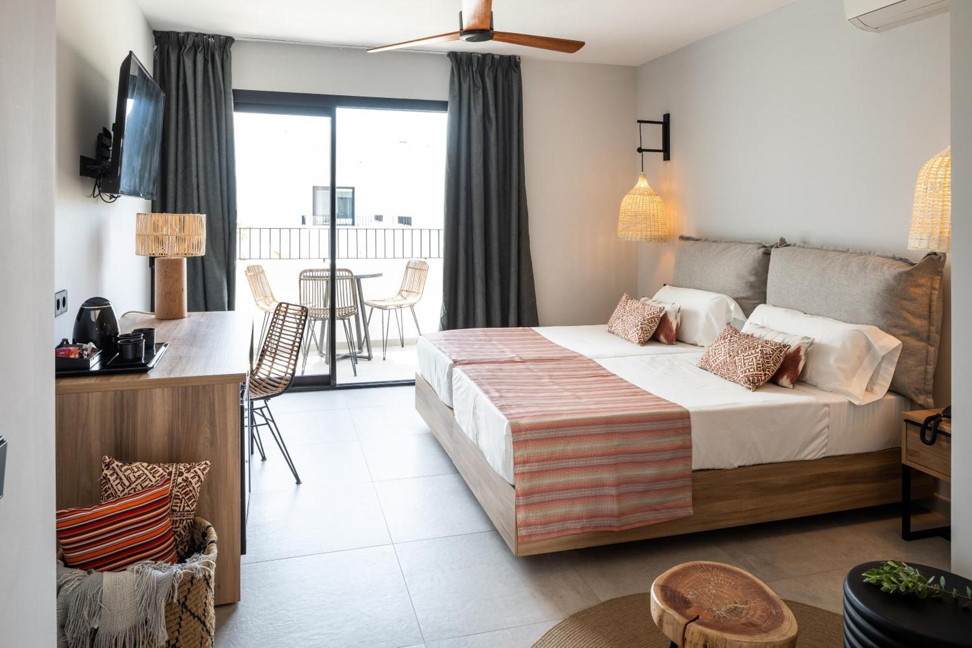 Aparthotel Casita Blanca - Adults Only 聖安東尼奧 外观 照片