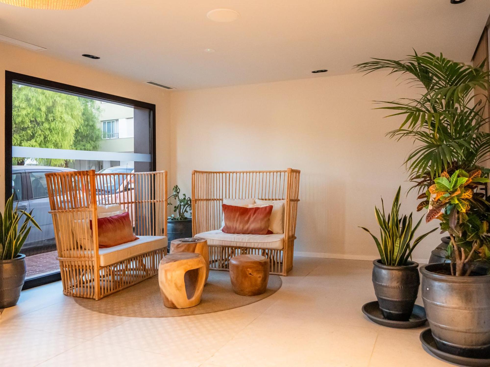 Aparthotel Casita Blanca - Adults Only 聖安東尼奧 外观 照片